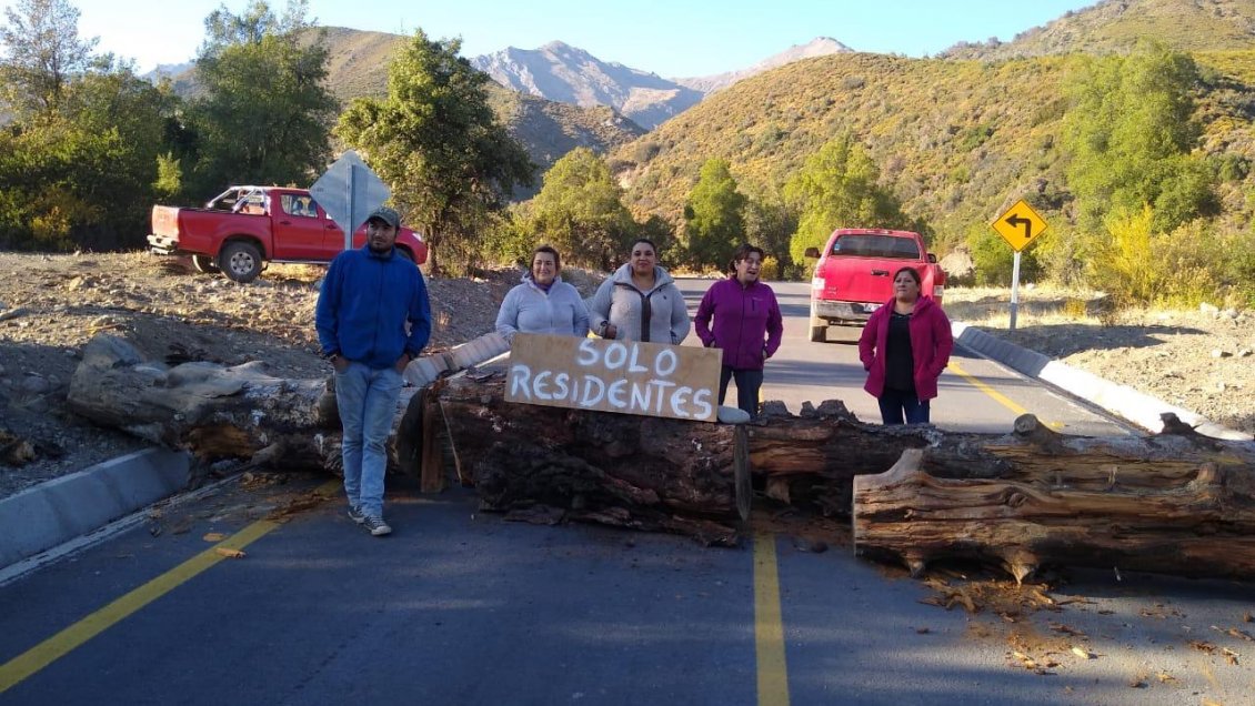 Carabineros devolvió un centenar de vehículos que viajaban al Maule a pasar fin de semana largo