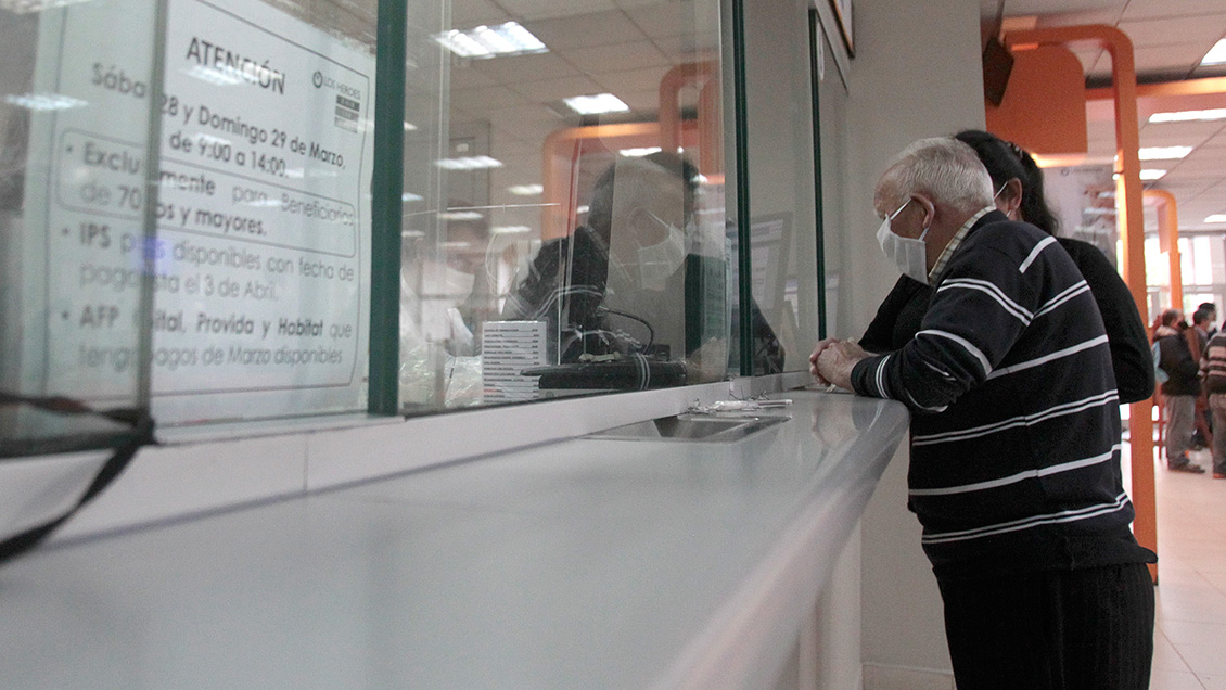 Cerca del 90% de adultos mayores está con problemas monetarios en la cuarentena, según Amuch