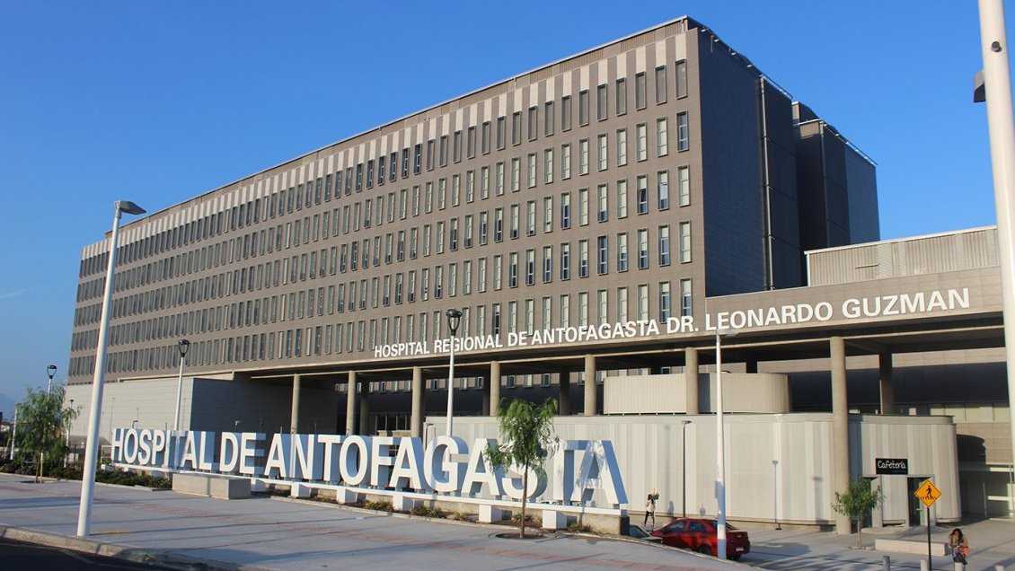 Cuatro funcionarios del Hospital Regional de Antofagasta dieron positivo a Covid-19