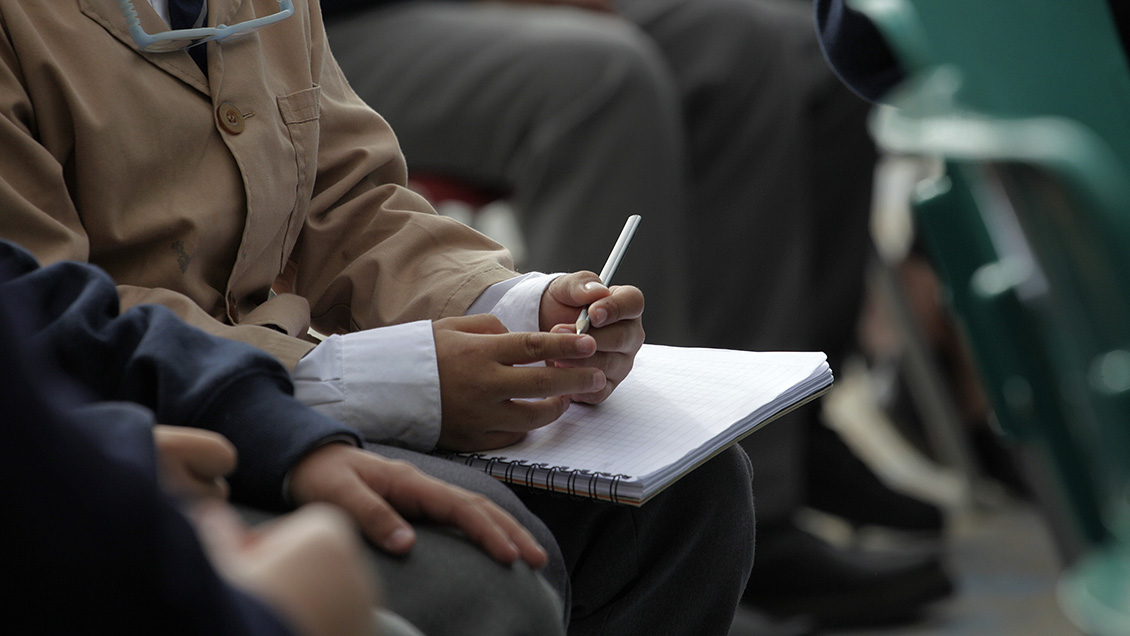 Educación 2020 sugiere olvidar las notas este semestre y enfocarse en una 