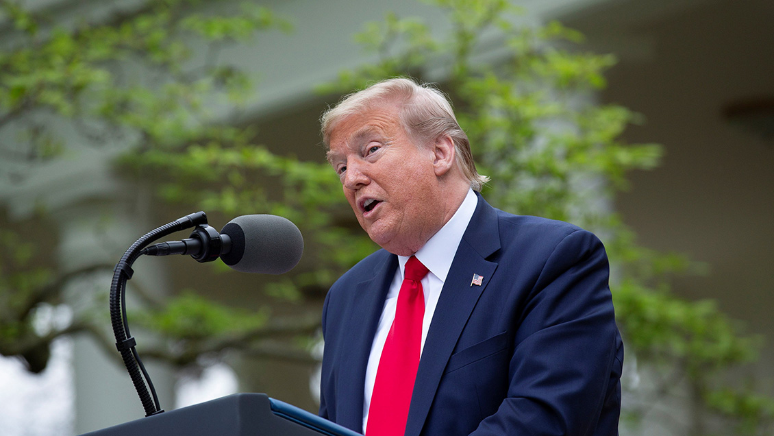 Trump congeló financiamiento a la OMS: La acusa de 