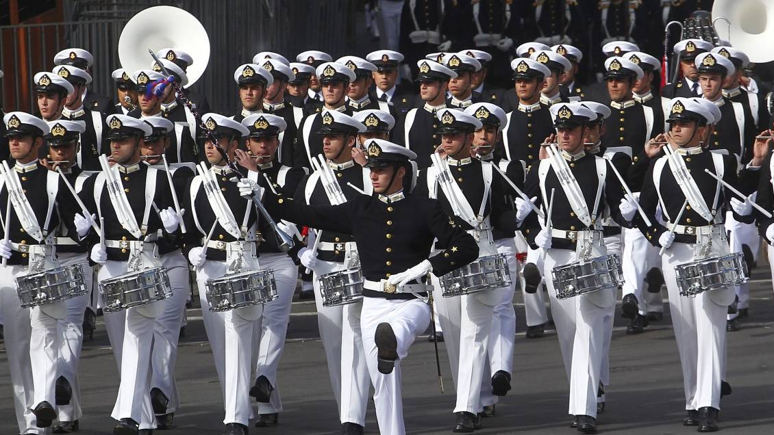 Armada suspende actos conmemorativos del 