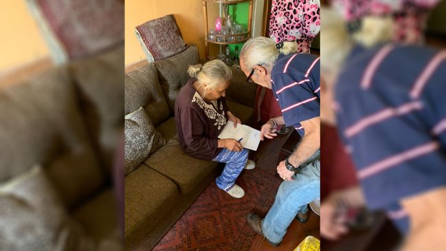 AFP Cuprum comenzó a pagar a domicilio a sus pensionados sobre 80 años