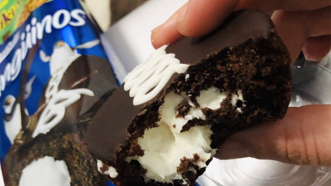 Detienen a sujetos acusados de robar, a punta de pistola, un camión repleto de pasteles de Marinela