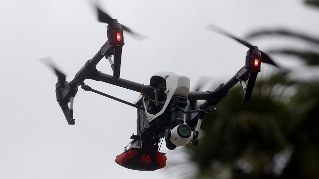 Autoridades incorporarán drones para combatir comercio ambulante de Viña del Mar y Valparaíso