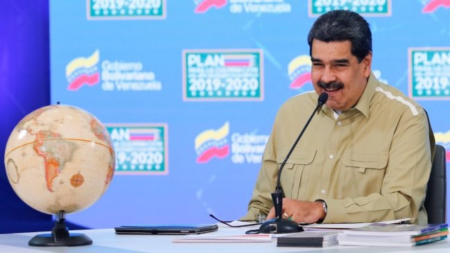 Maduro dice que Venezuela resistirá la caída de los precios petroleros
