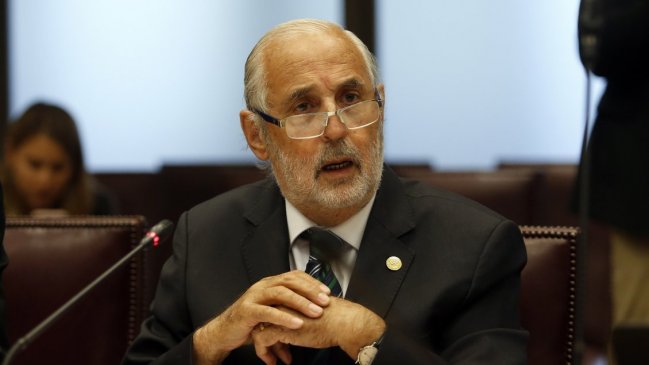 Abbott pidió a fiscales analizar conveniencia de mantener a imputados en prisión preventiva