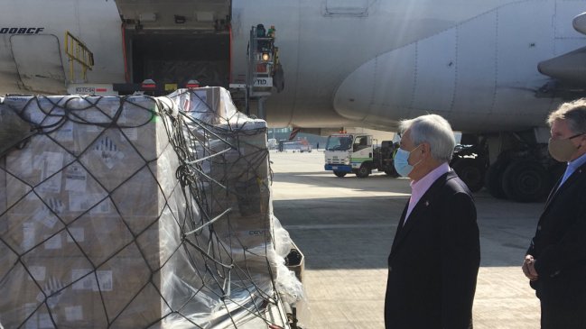 Presidente Piñera recibe 72 nuevos ventiladores mecánicos