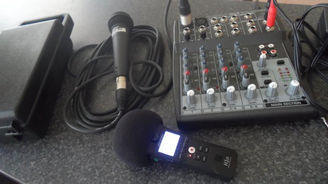 Radio comunitaria de Machalí emite contenidos educativos para estudiantes