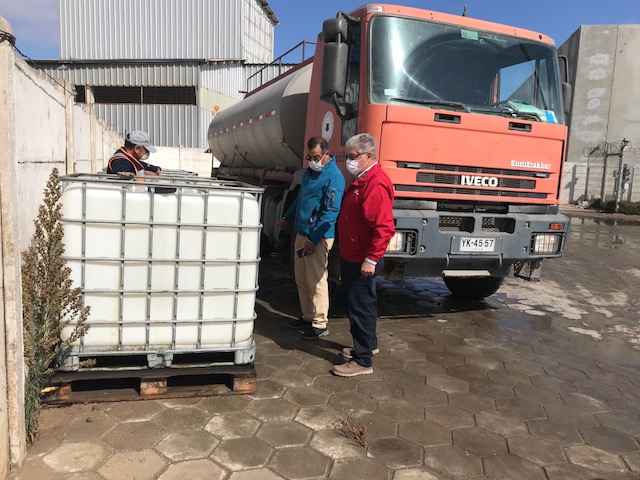 Región de Coquimbo: Choferes recibieron cuatro mil litros de desinfectante para sus colectivos