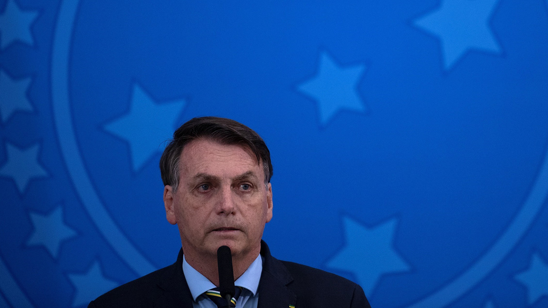 Brasil llega a 6.750 muertes por Covid-19, mientras Bolsonaro salió nuevamente de paseo
