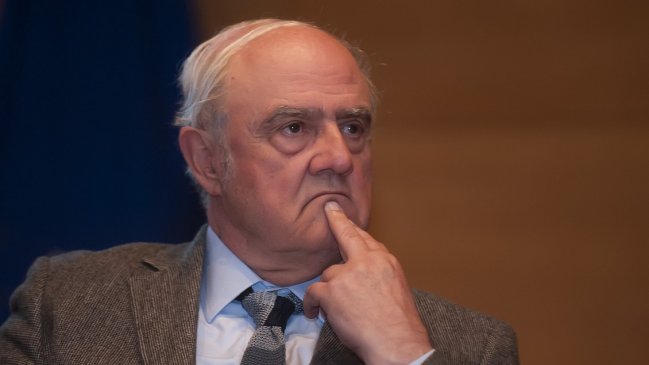 Squella al mundo político: De esta pandemia vamos a tener que salir juntos, sin enfrentarnos