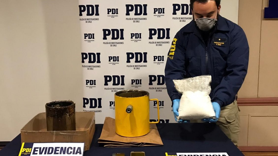 Insólito método: Tubo hidráulico ocultaba más de dos kilos de cocaína