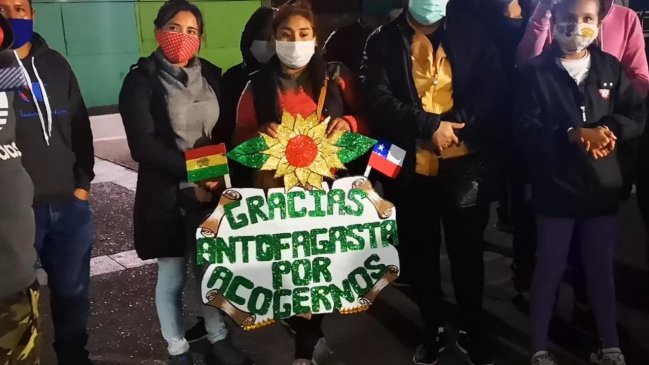 Casi un centenar de bolivianos regresó a su país tras cumplir la cuarentena en Antofagasta