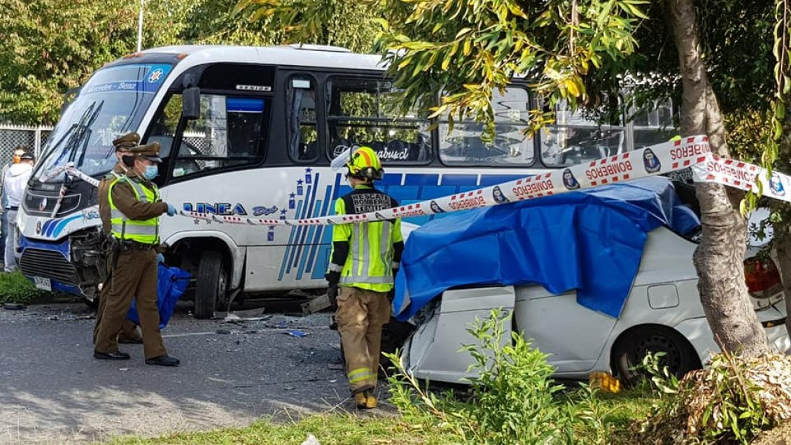 Colisión de microbús con un vehículo particular dejó una mujer fallecida en Temuco