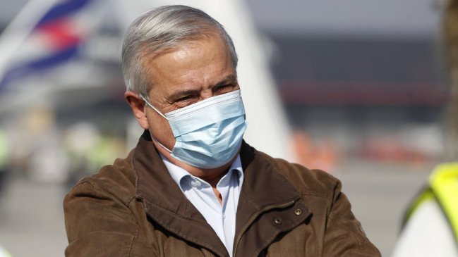 Mañalich anunció postergación de la entrega del 