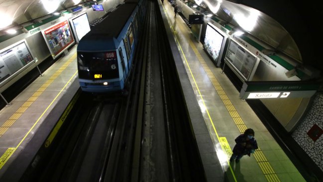 Presidente de Metro: Pasajeros se redujeron en 85 por ciento por la pandemia de Covid-19