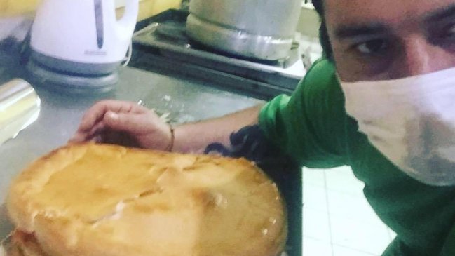 Delivery regala colaciones a afectados por la pandemia en Talca