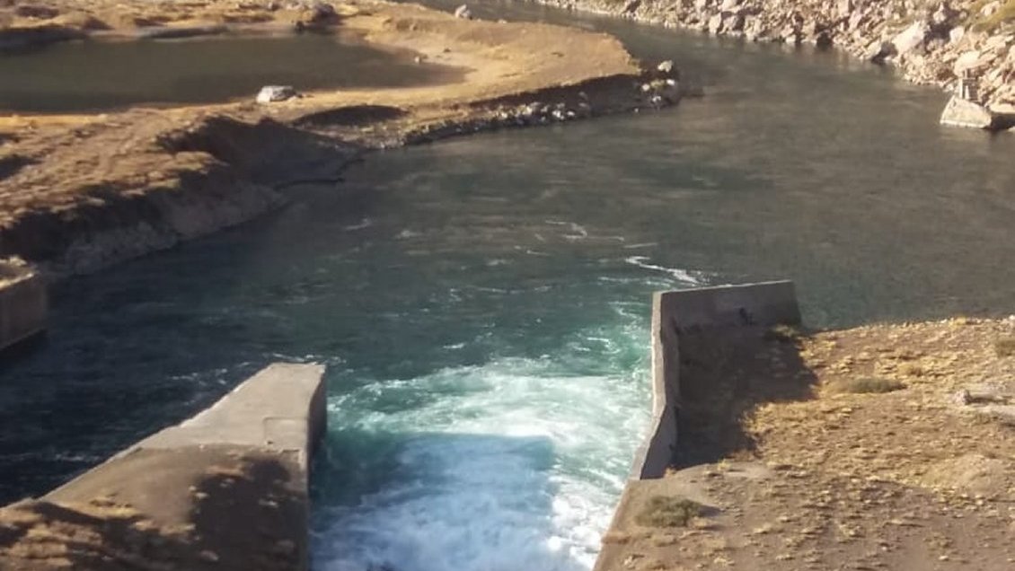 Agricultores acusan a Enel de extracción ilegal de aguas para riego de la Laguna del Maule