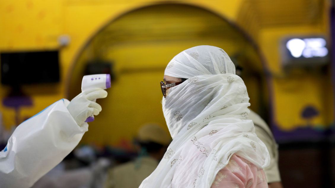 India alimentará a 80 millones de migrantes duramente afectados por Covid-19