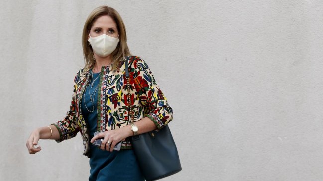 Ministra de la Mujer: Hay movimientos feministas que buscan el caos, la destrucción