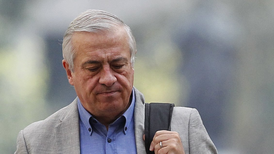 Mañalich: No basta con agregar más camas y respiradores; se necesita el compromiso de cada uno