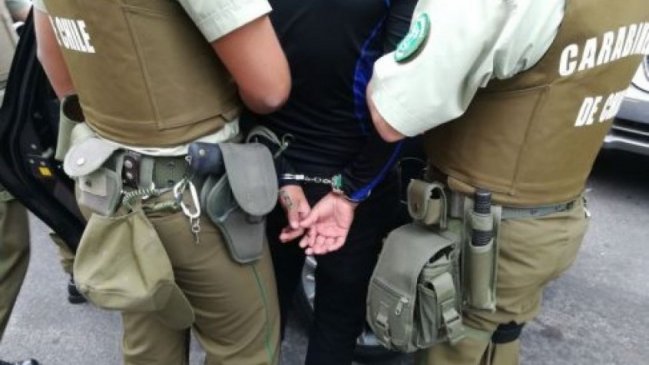 Cuatro detenidos tras asalto a botillería y persecución policial en Coelemu