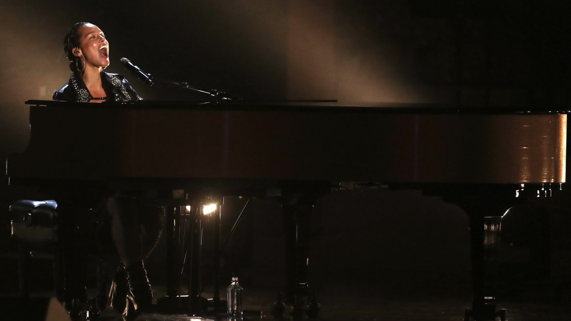 Alicia Keys aplaza su gira mundial por la pandemia