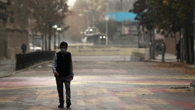 Encuesta: 70% cree que la cuarentena en Santiago fue una medida tardía