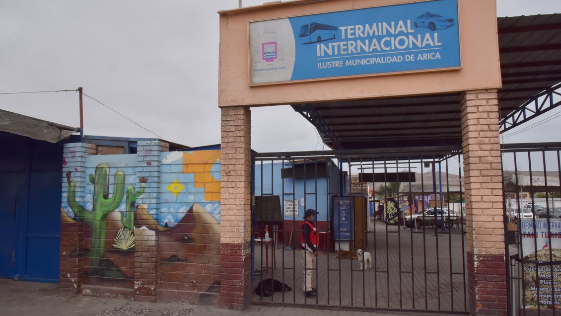 Este sábado inicia el retorno a su país de cientos de ciudadanos peruanos desde Arica