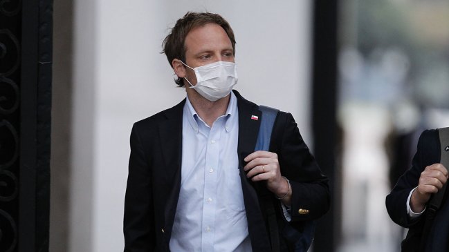 Subsecretario Arturo Zúñiga inició cuarentena preventiva