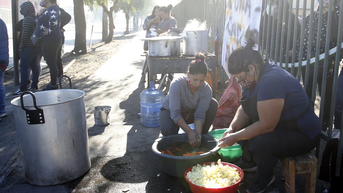 Desempleo en el Gran Santiago se disparó a 15,6%, la cifra más alta en 35 años