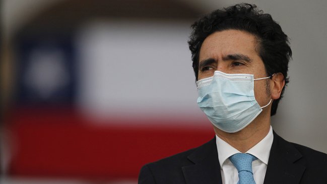 Briones admite que la crisis requiere medidas 