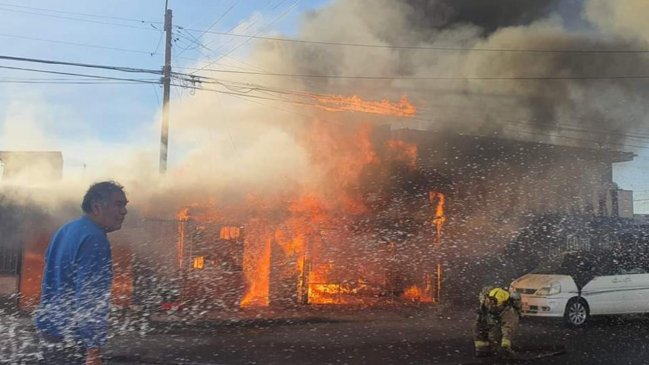Incendio de una vivienda dejó ocho damnificados en Calama