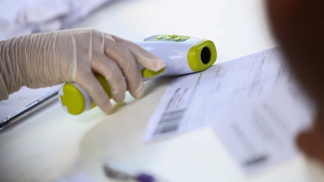 Confirman al primer alcalde de la Región Metropolitana con Covid-19