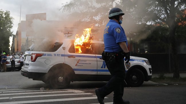 Continúan las protestas y disturbios en EE.UU.: Decretan toque de queda en varias ciudades