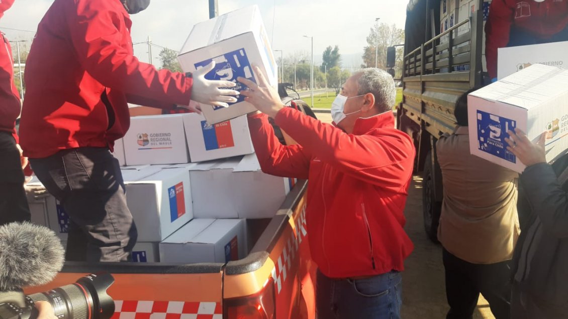 En Talca comenzó entrega de cajas de alimentos destinadas al Maule