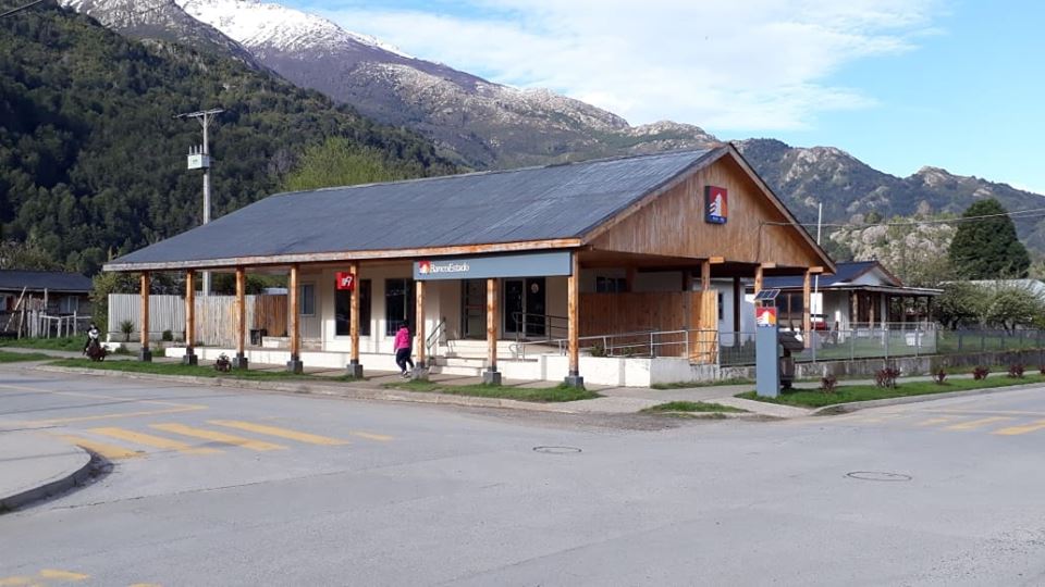 Cierran sucursal de BancoEstado en Chaitén ante sospecha de Covid-19 en un funcionario