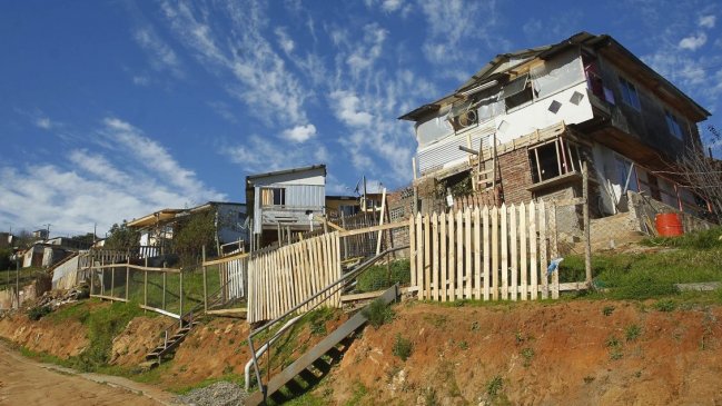 Sólo uno de cada tres habitantes de campamentos mantuvo su trabajo con la epidemia