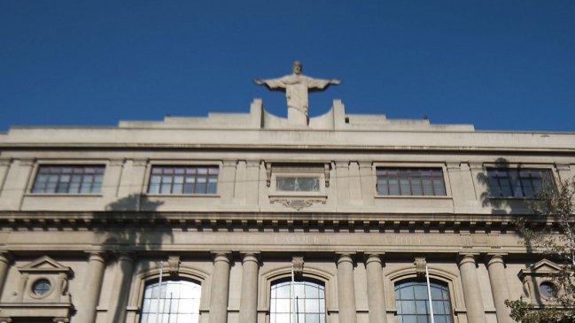 Universidad Católica cerrará su primer semestre con clases a distancia