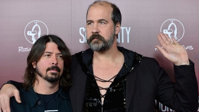 Ex bajista de Nirvana cerró su Twitter luego de elogiar acciones de Donald Trump