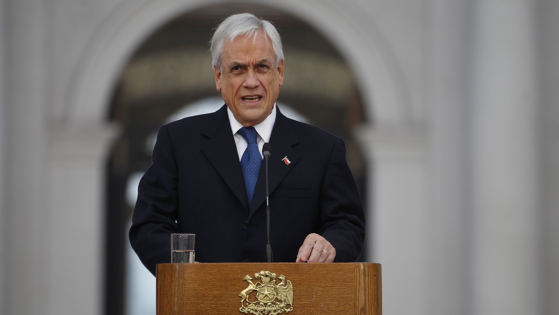 Presidente cambia parte de su gabinete en plena pandemia