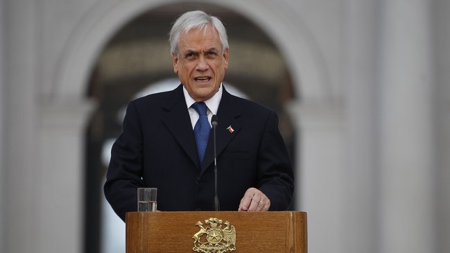 Presidente cambia parte de su gabinete en plena pandemia