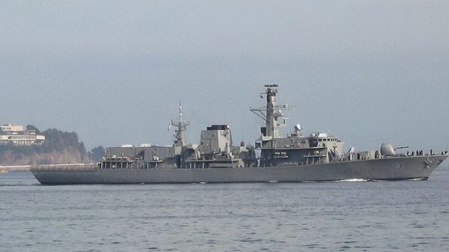 Salud confirmó masivo brote de Covid-19 al interior de la fragata Lynch de la Armada