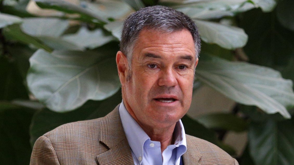 Ossandón: Me habría gustado que el cambio de gabinete involucrara a Salud