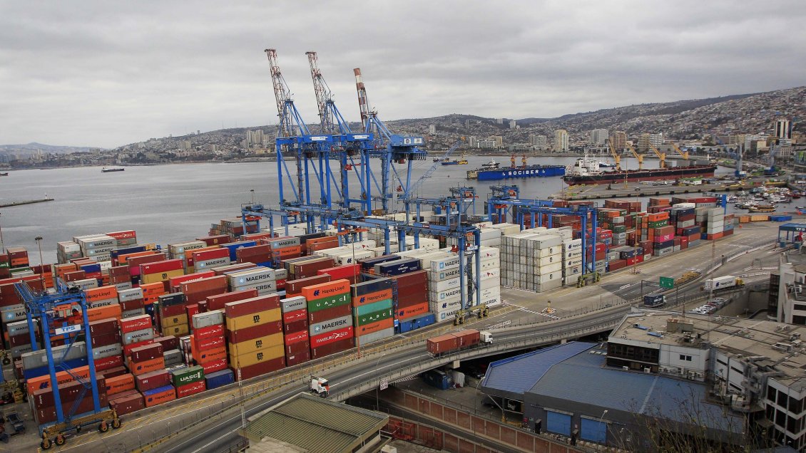 Intercambio comercial de Chile cayó 27,8% en mayo, el peor dato desde 2009