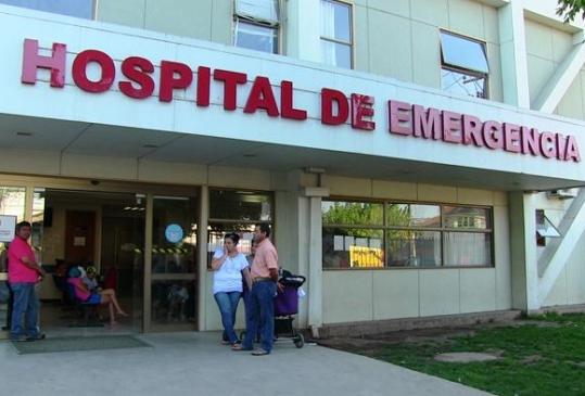 Brote Covid-19 en Hospital de Curicó se suma a los de frutícolas y construcción de un mall en el Maule