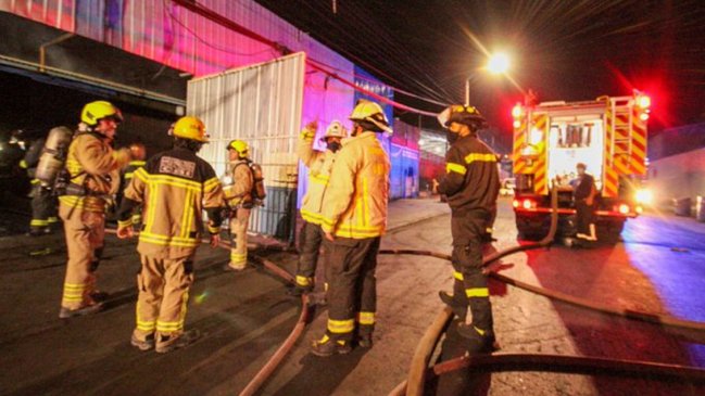 Nuevo incendio afectó a la Zofri de Iquique