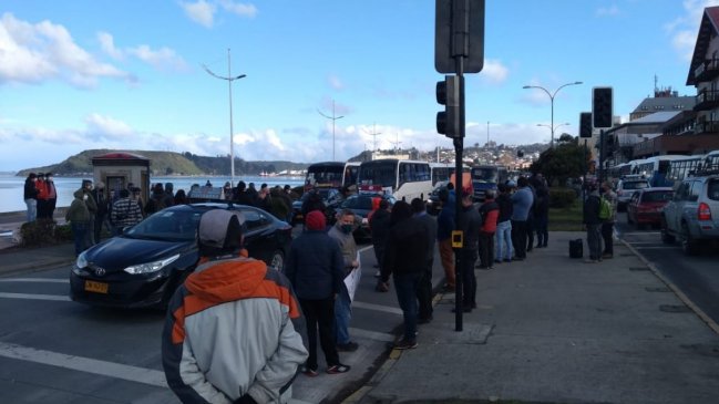 Micreros bloquearon acceso a la ciudad de Puerto Montt