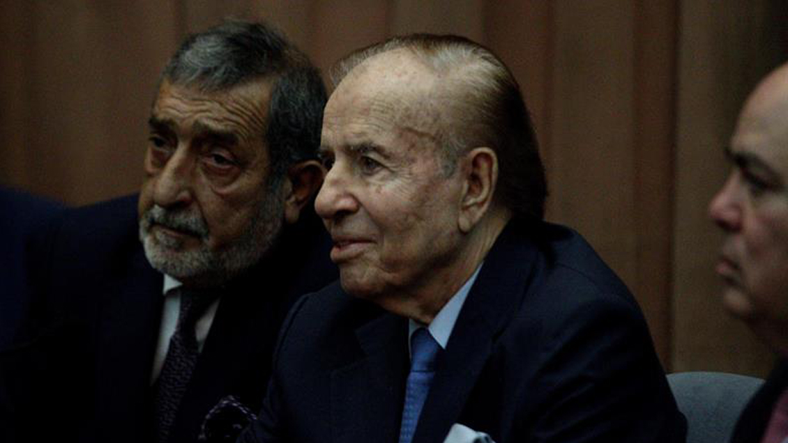 Ex presidente de Argentina Carlos Menem fue hospitalizado